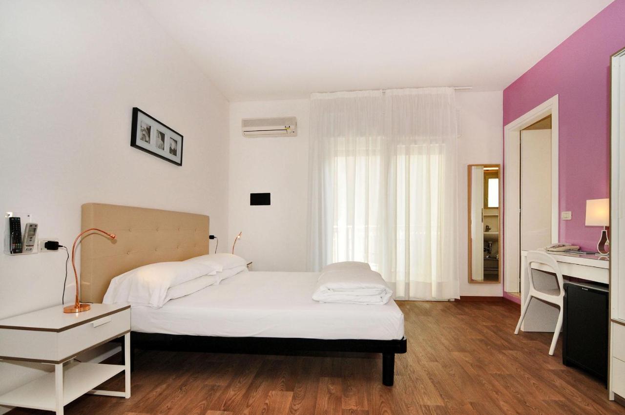 Hotel Nederland Caorle Luaran gambar