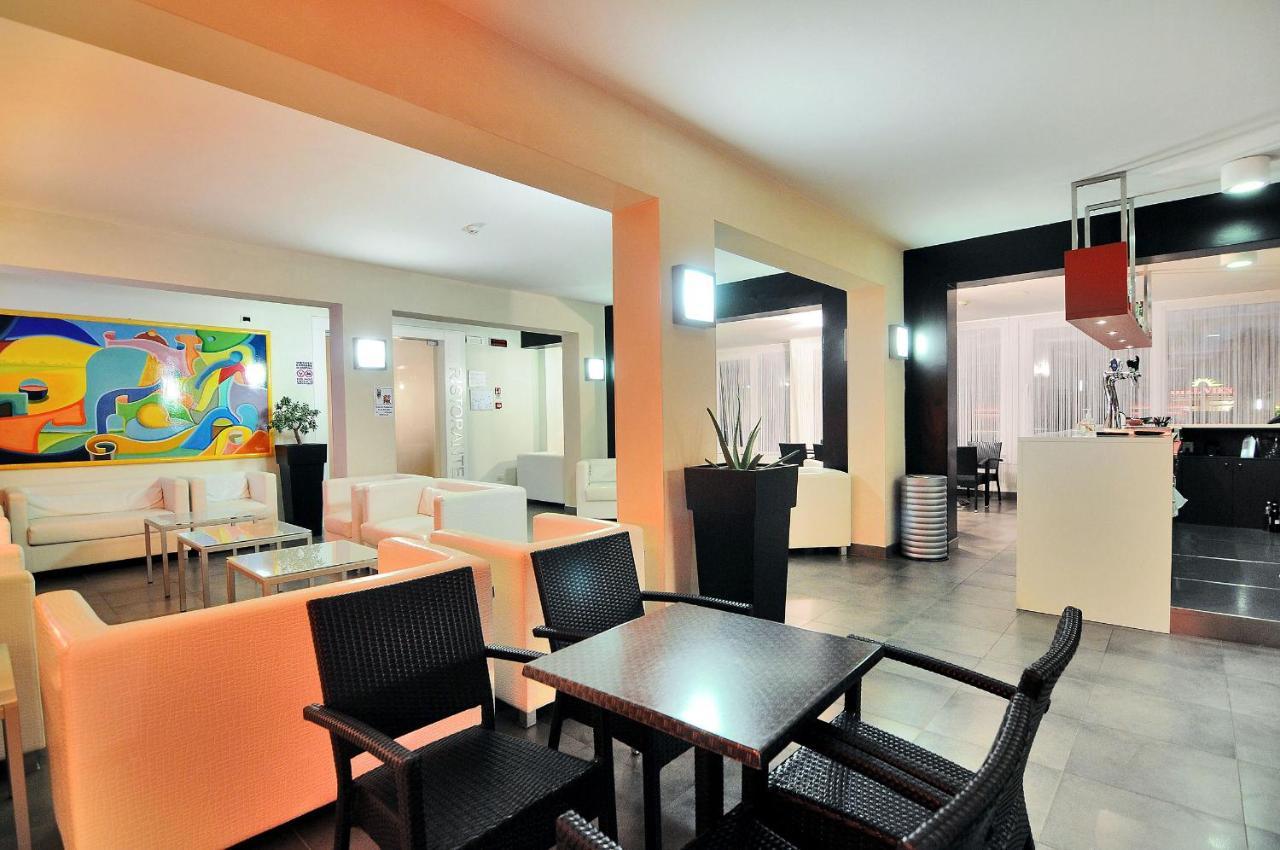 Hotel Nederland Caorle Luaran gambar