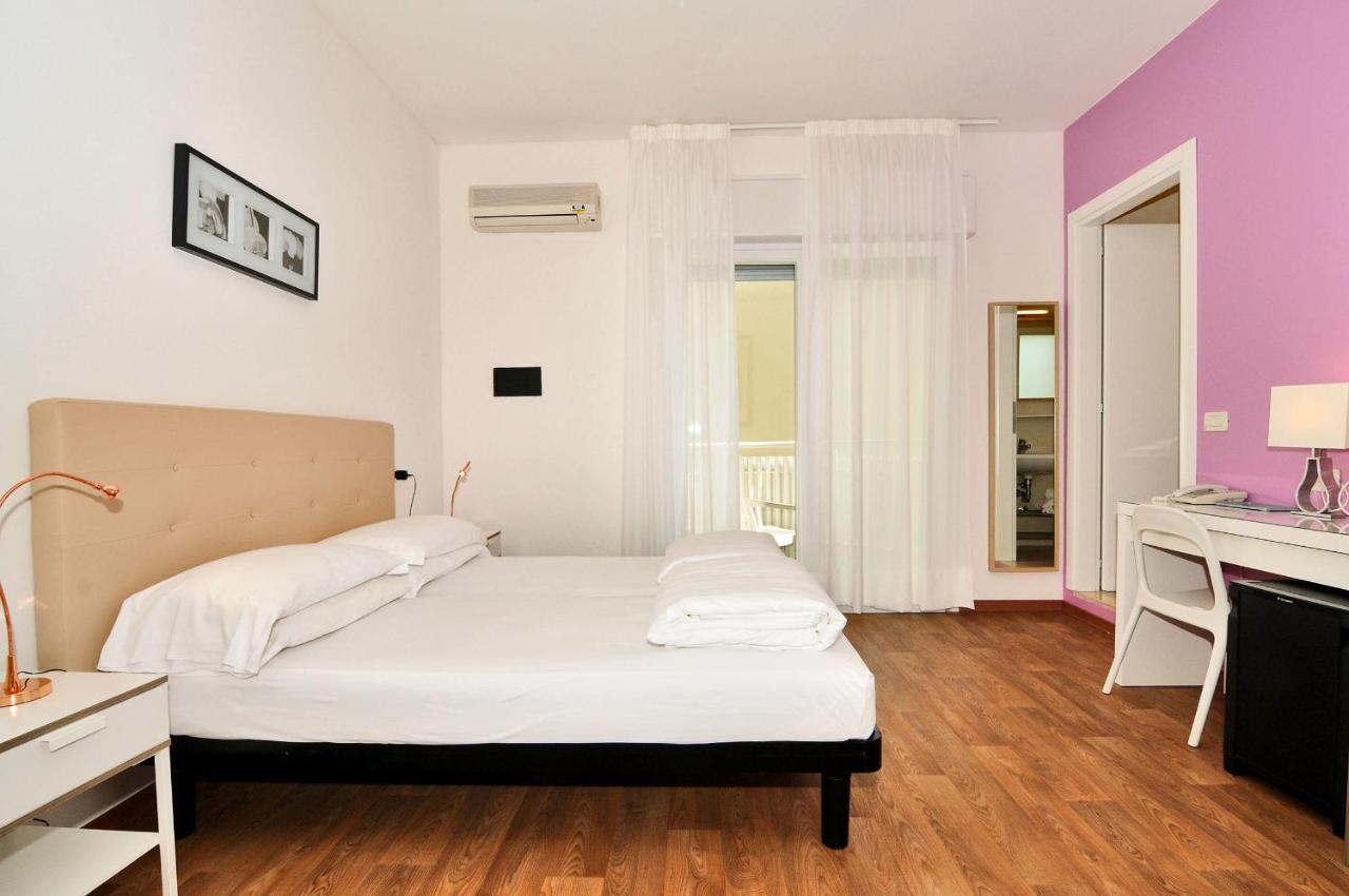 Hotel Nederland Caorle Luaran gambar